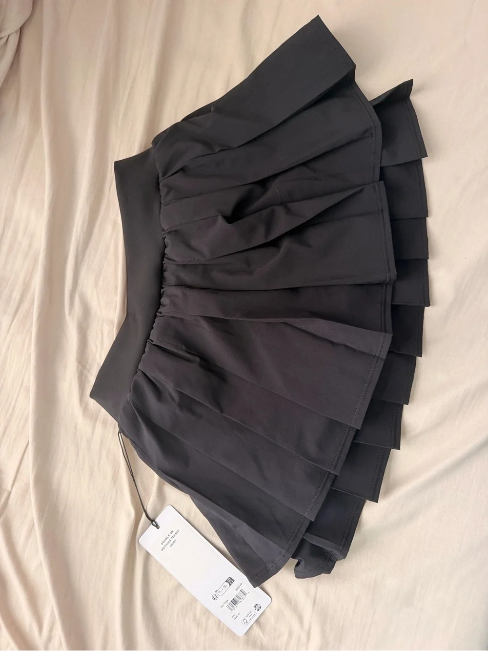 ALO Yoga Black Pleated Mini Tennis Skirt